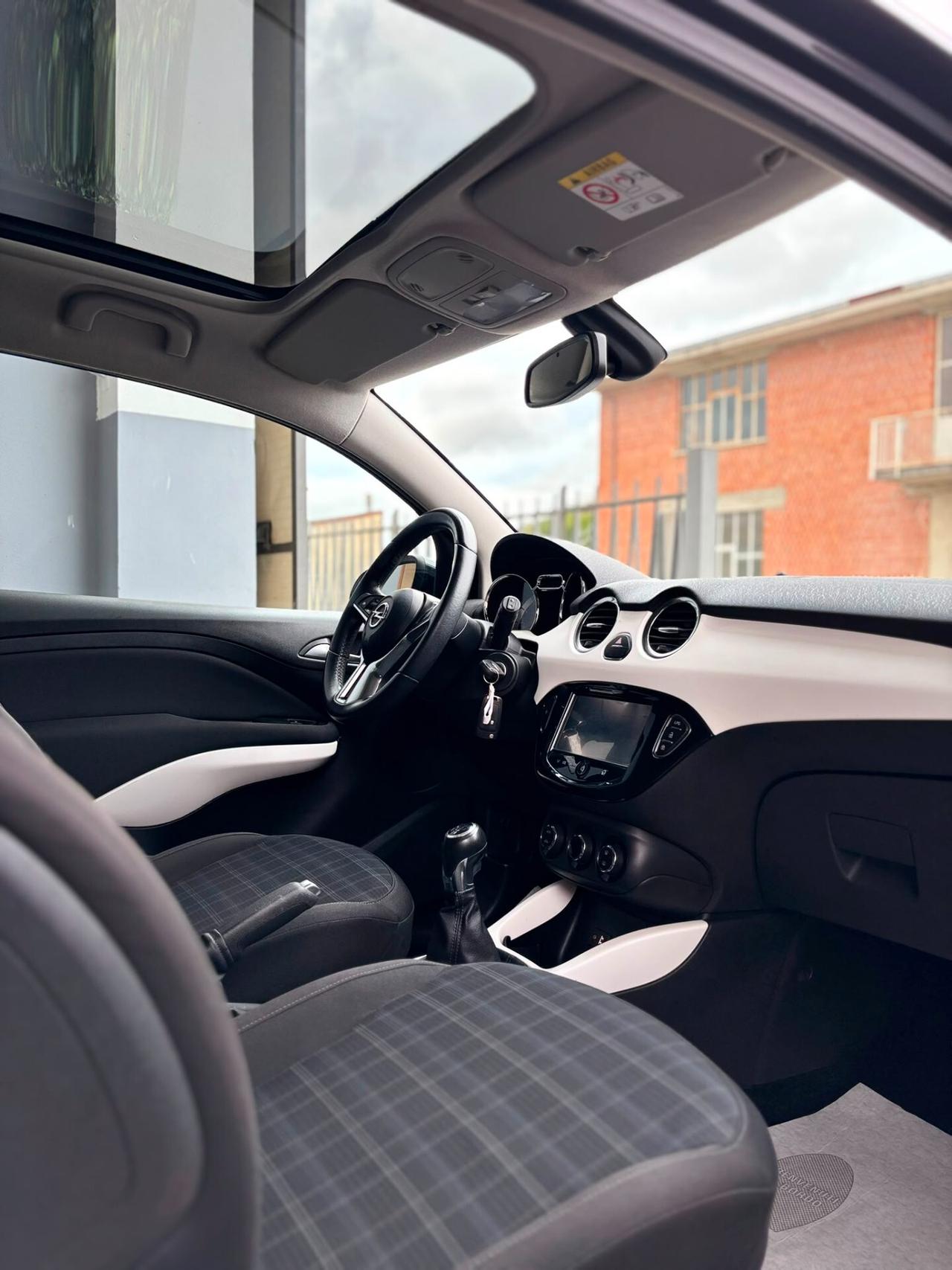 Opel Adam 1.4 87 CV GPL Tech