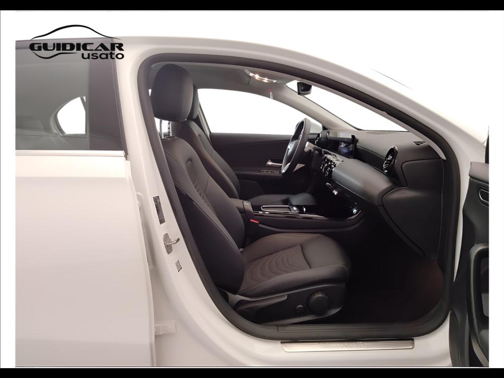 Mercedes-Benz Classe A - W177 2023 - A 180 d Advanced auto