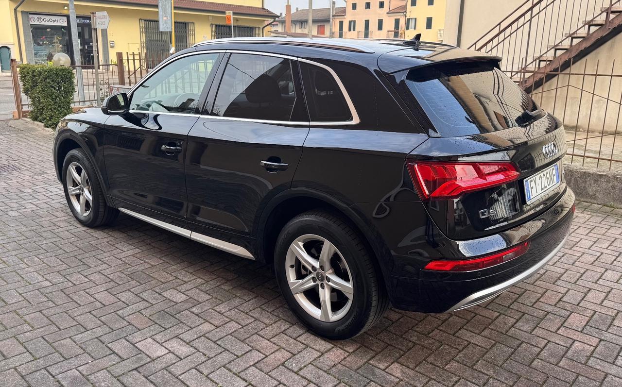 Audi Q5 40 TDI quattro S tronic Perfetta