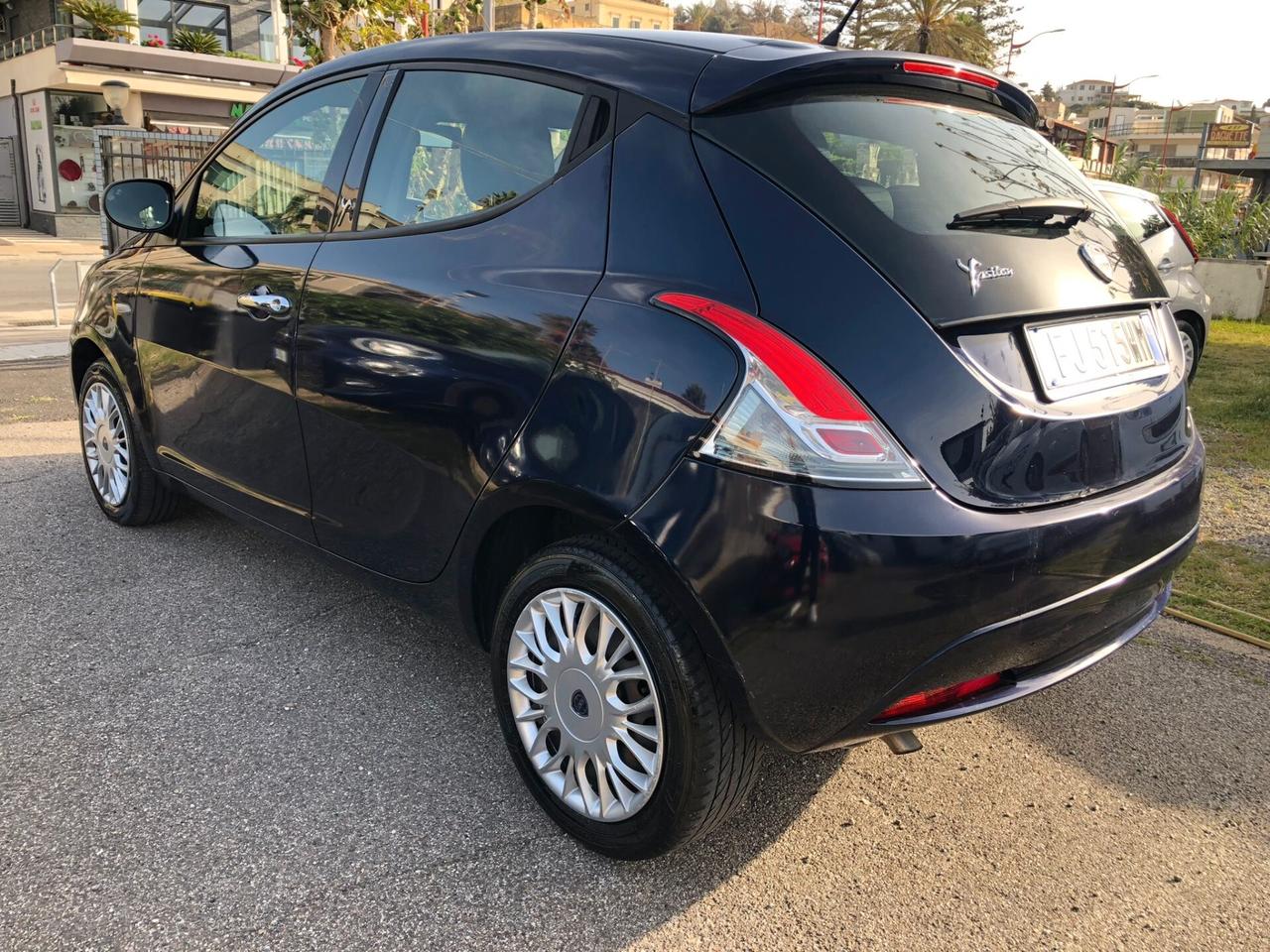 Lancia Ypsilon 1.3 MJT 16V 95 CV 5 porte S&S Gold