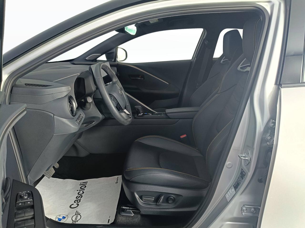 TOYOTA C-HR II 2023 - C-HR 2.0 phev Lounge Premiere fwd e-cvt