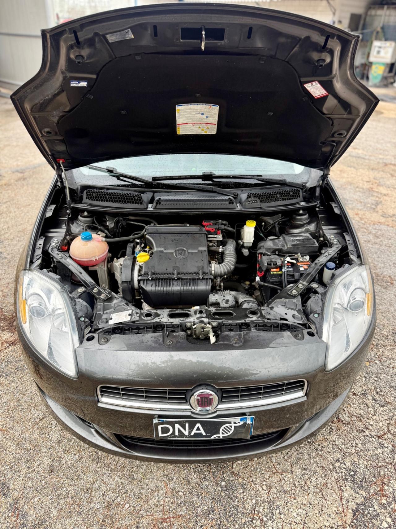 Fiat Bravo 1.4 Benzina Neopatentati unico proprietario