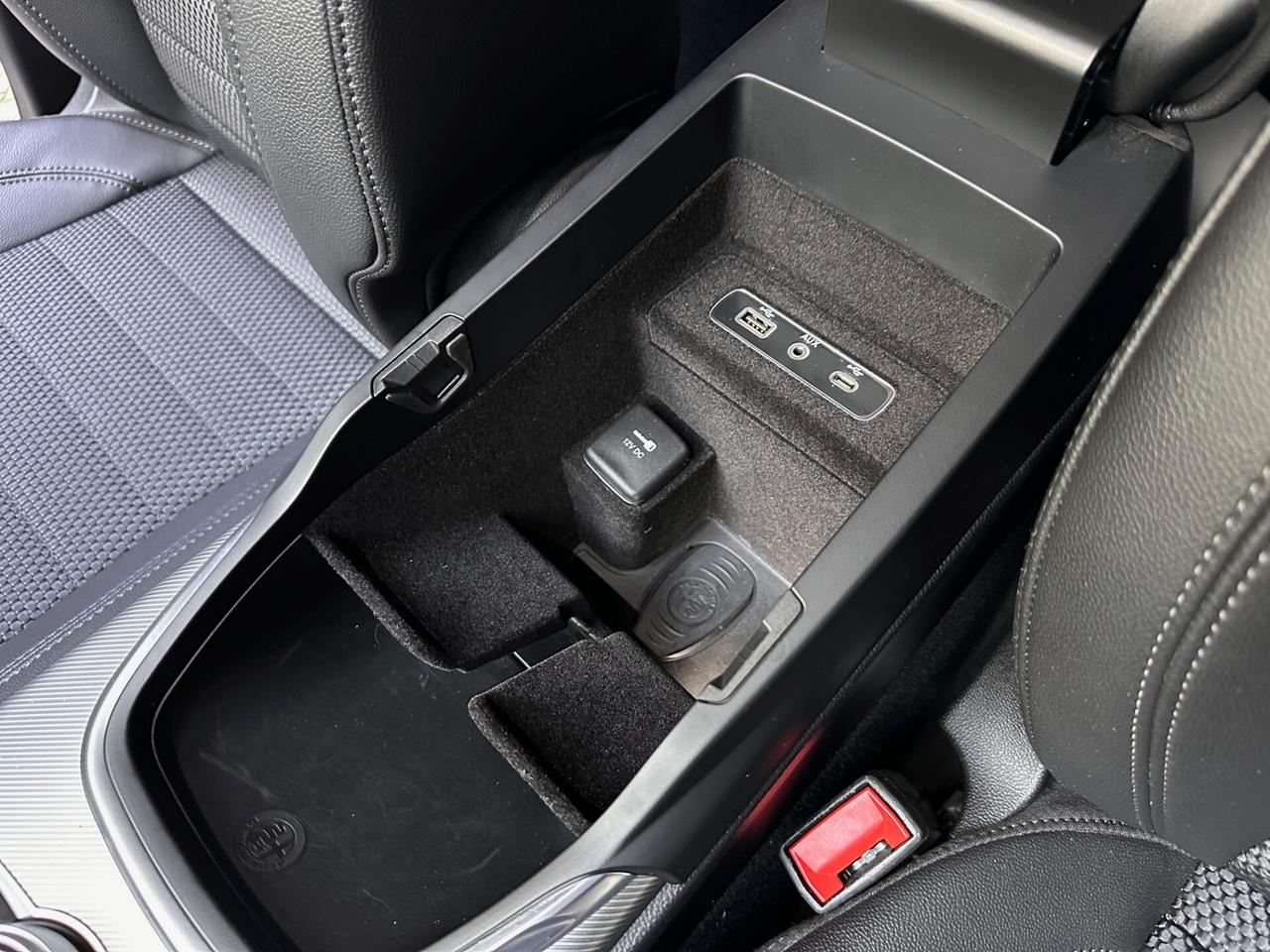 Alfa Romeo Stelvio 2.2 Turbodiesel *PADDLE F1* Q4