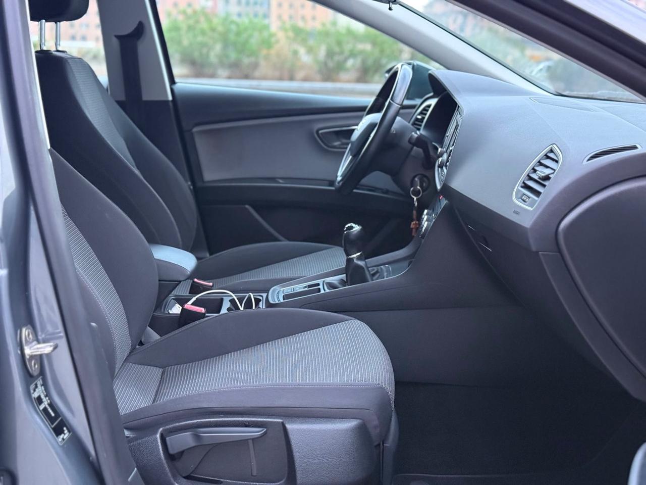 SEAT LEON 1.6 TDI 5 PORTE PRONTA CONSEGNA