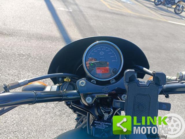 HARLEY-DAVIDSON Street 750 S