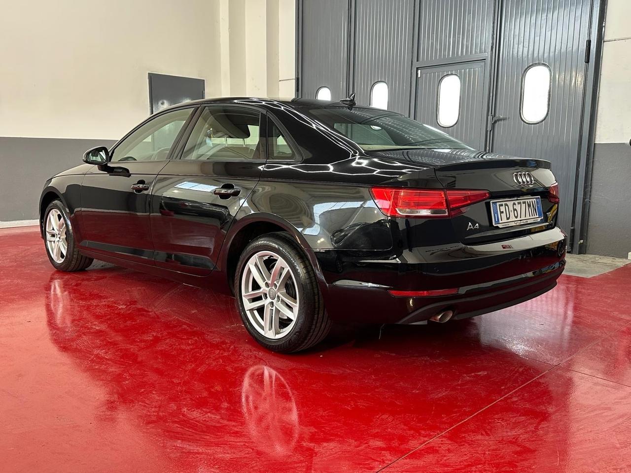 Audi A4 2.0 TDI clean diesel multitronic Business Plus