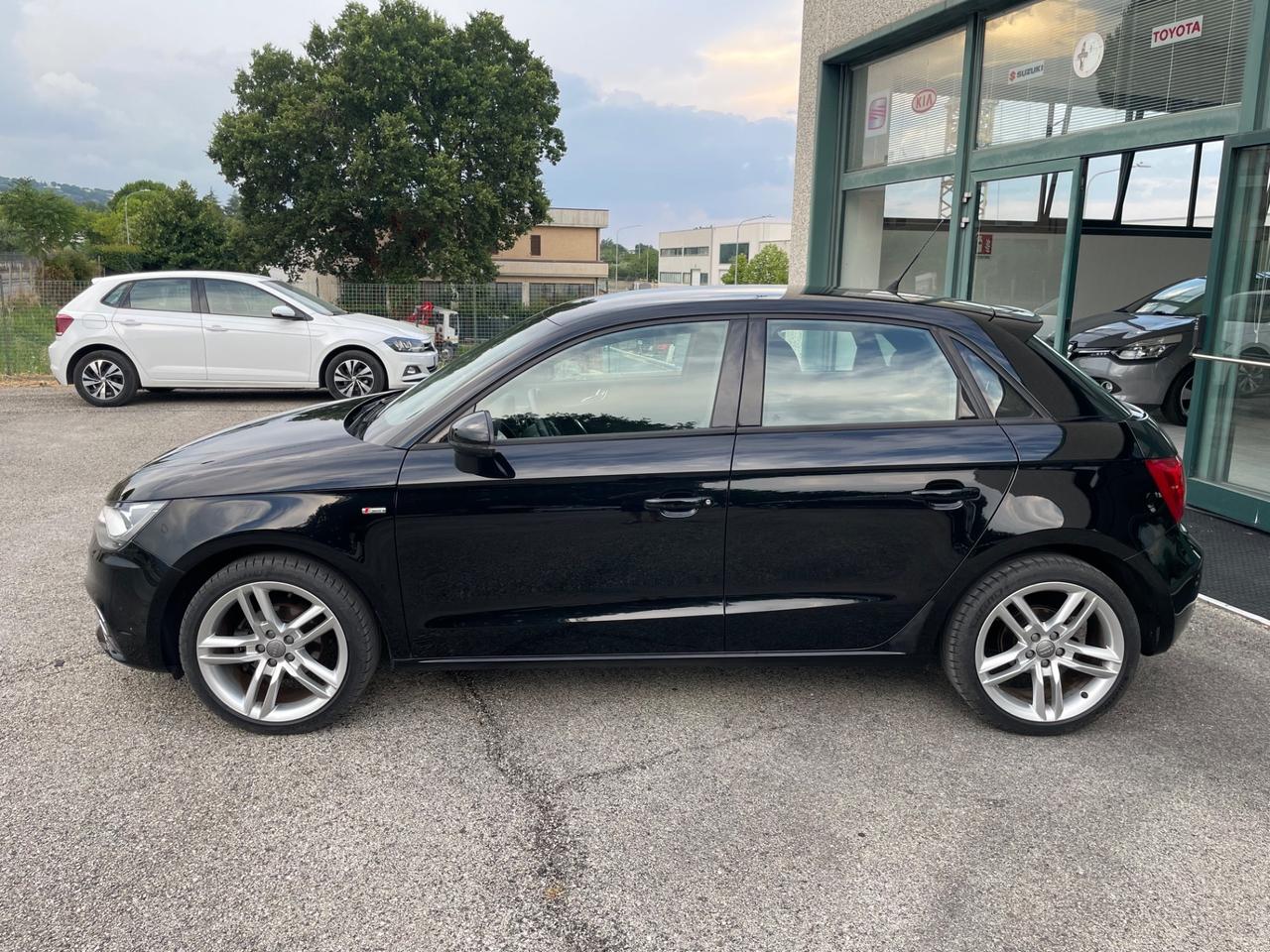 Audi A1 SPB 1.6 TDI 90CV S-line edition NEOPATENTATI