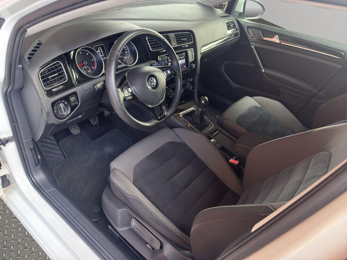 VOLKSWAGEN - Golf - 1.6 TDI 105cv 5p. Highline BlueMotion Technology