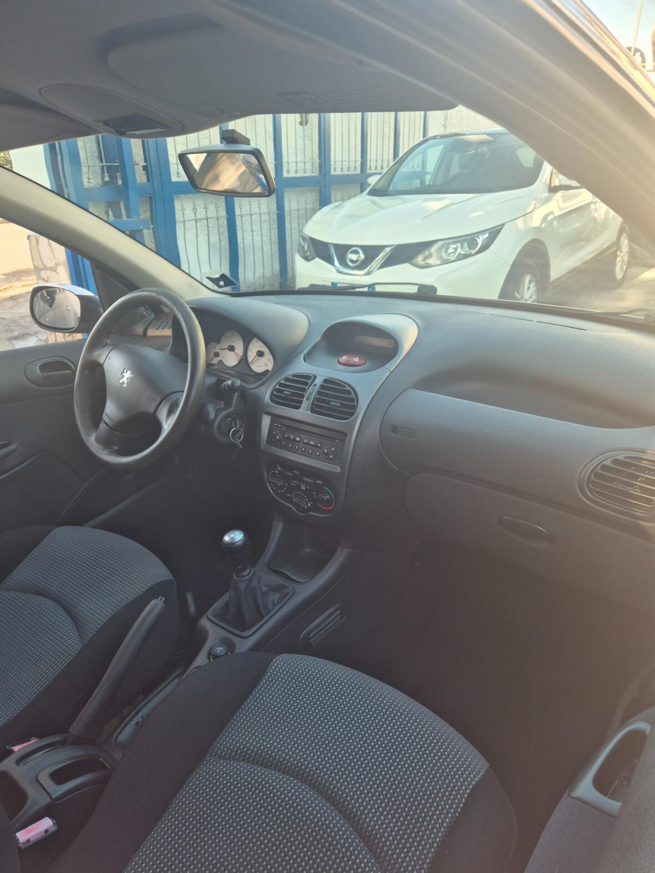 PEUGEOT 206 1.4 HDI PARI NUOVO