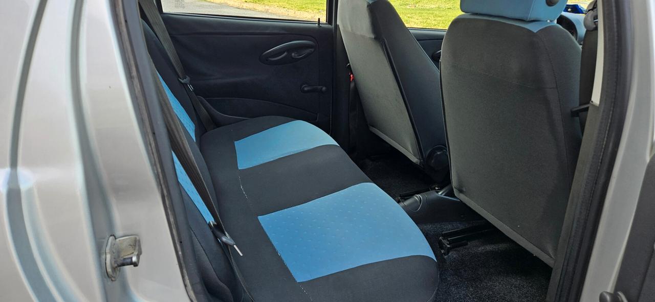 Fiat Punto 1.2i cat 5 porte EL