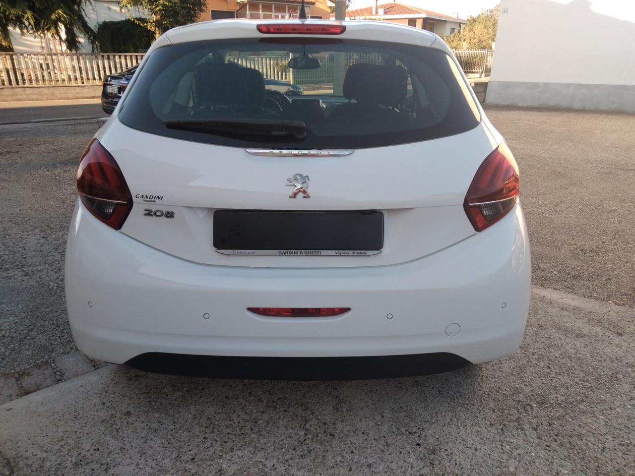 Peugeot 208 PureTech Turbo 110 S&S 3 porte Allure x neopatentati