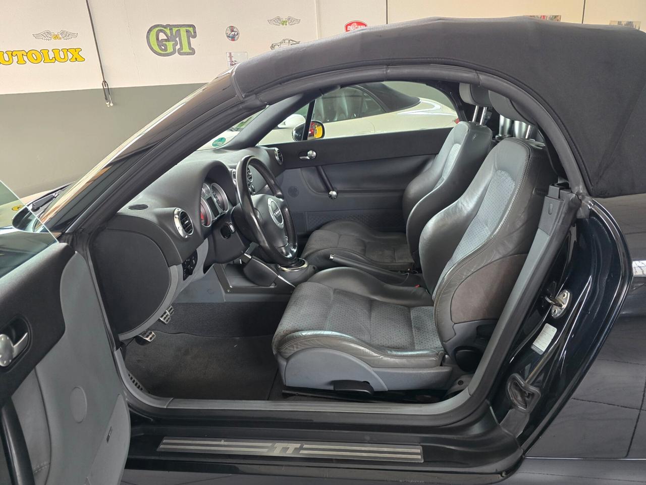 Audi TT Roadster 1.8 T 20V 179 CV cat