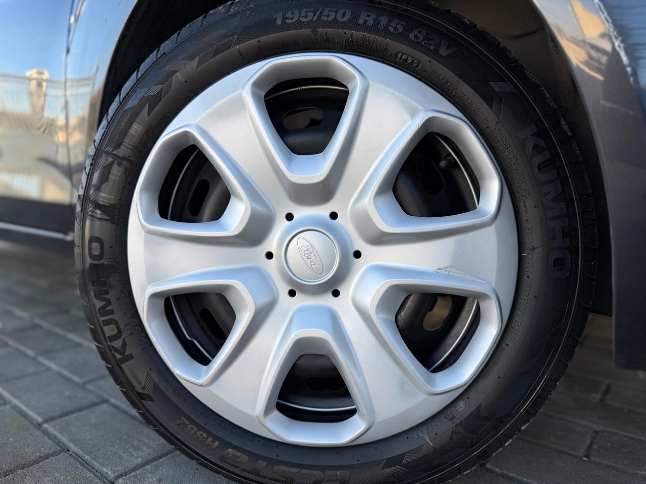 Ford Fiesta 1.2 82 CV 5 porte