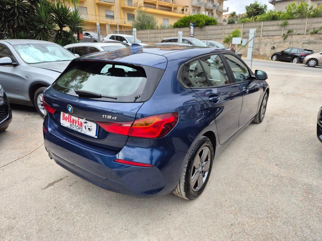 BMW NEW 116d Business UNI-PROPRIETARIO
