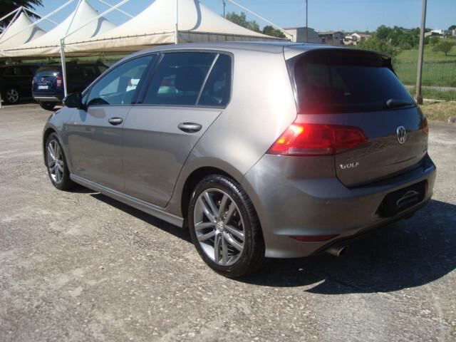 Volkswagen Golf 5p 1.6 TDI R-LINE 110CV