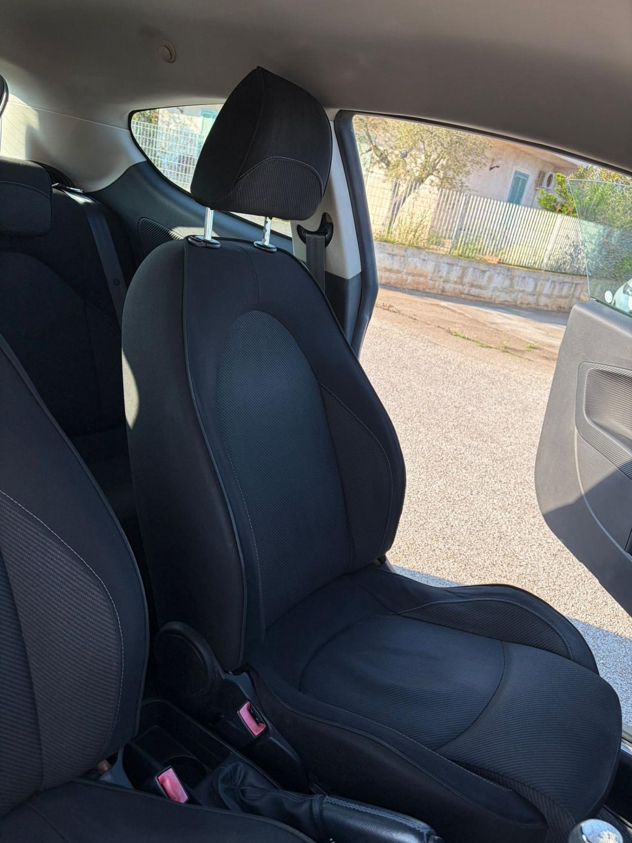 Alfa Romeo MiTo 1.6 JTDm 16V Distinctive Sport Pack