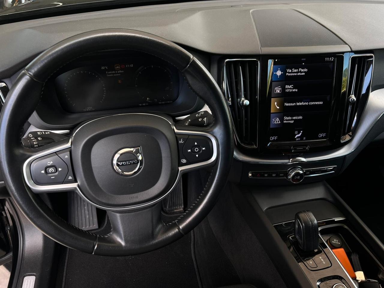 Volvo XC 60 XC60 B4 (d) AWD Geartronic Momentum Pro