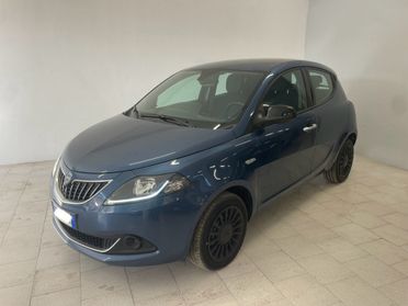 Lancia Ypsilon 1.0 FireFly 5 porte S&S Hybrid Ecochic Silver