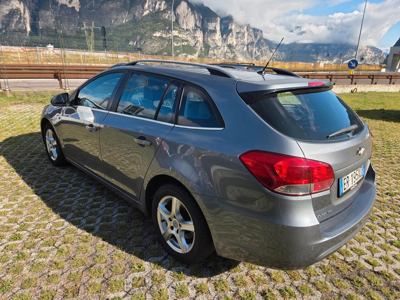 Chevrolet Cruze 1.7 Diesel Station Wagon Start/Stop LTZ