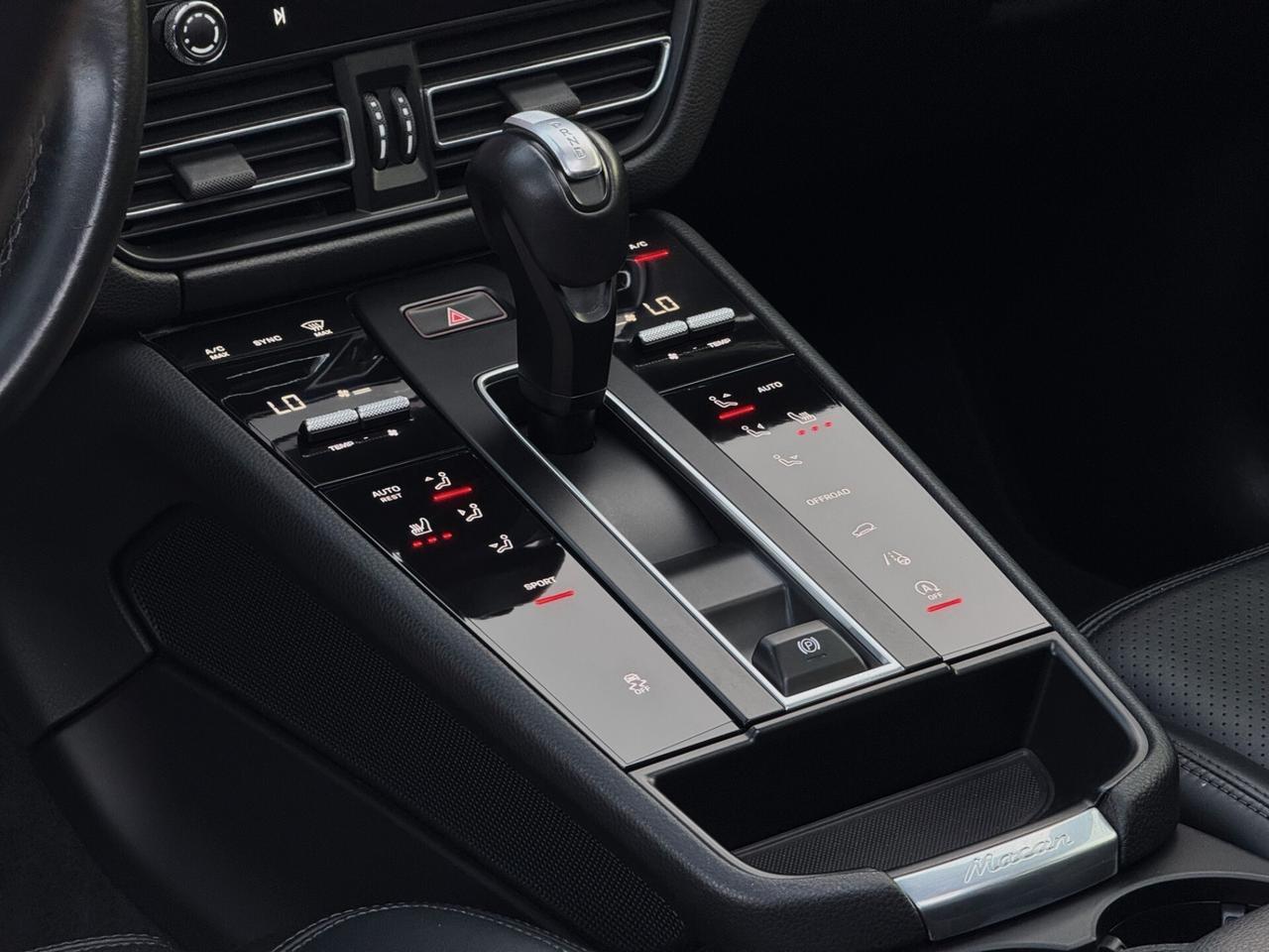 Porsche Macan 2.0 Turbo 265CV TETTO 360