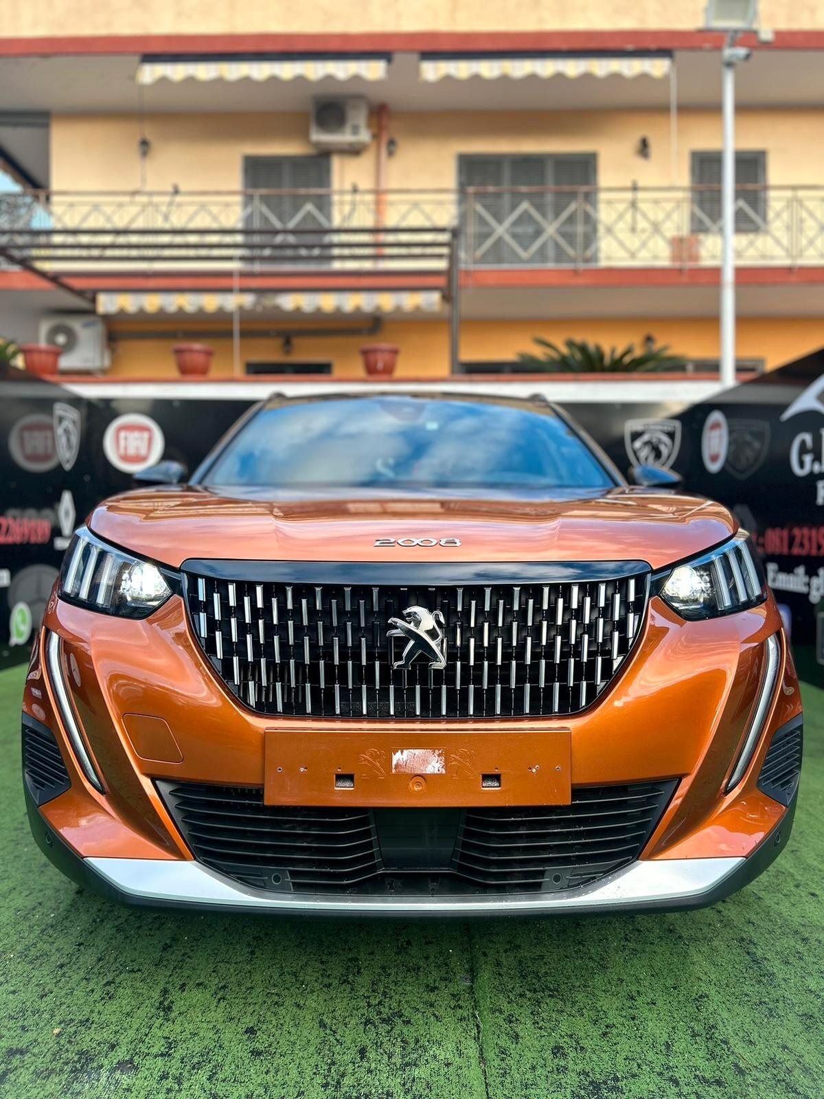 Peugeot 2008 PureTech 1.2 Benzina 130 S&S GT