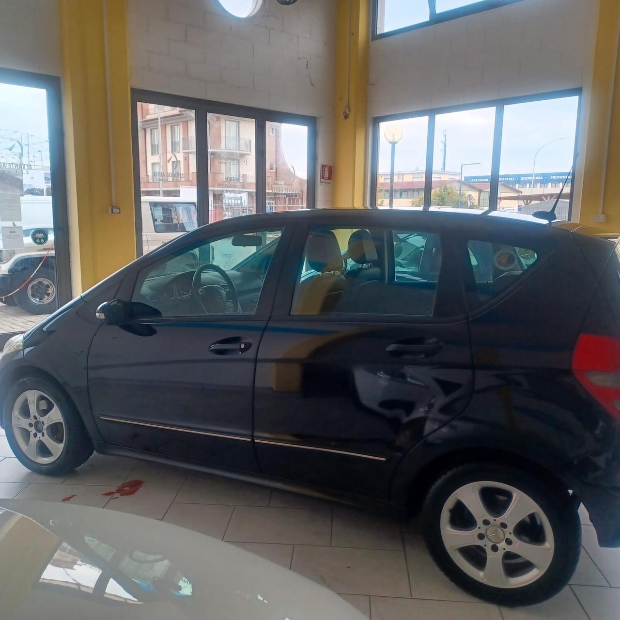 AUTOMATICA CLASSE A 200 2.0 TDI GARANZIA 12 MESI