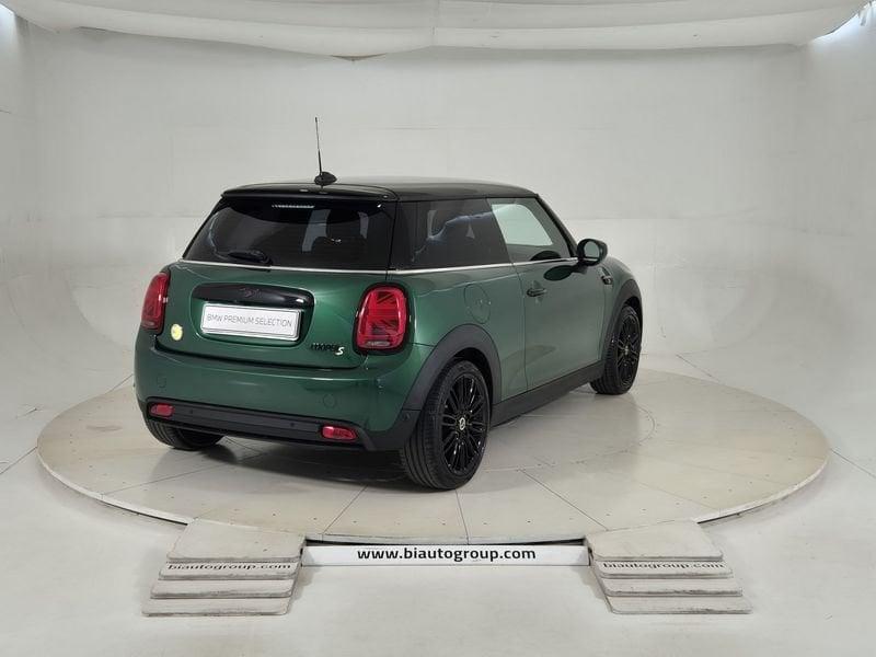 MINI Mini Full Electric Mini F56 2021 Full Electric Mini 3p Cooper SE Classic auto