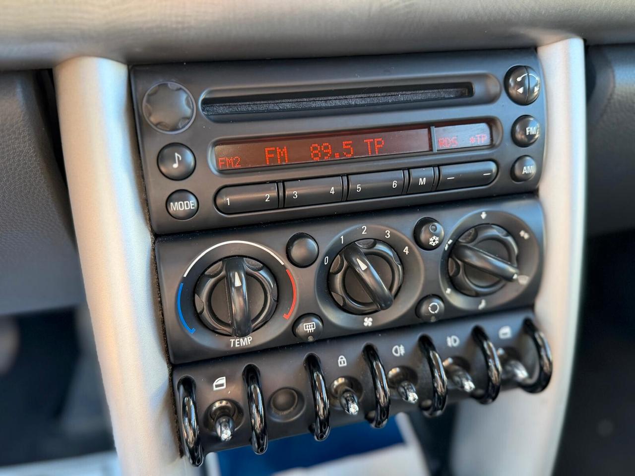 Mini 1.6 16V One de luxe