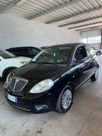Lancia Ypsilon 1.3 MJT 90 CV Platino