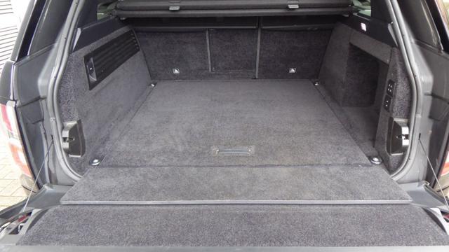 LAND ROVER Range Rover 3.0D l6 Westminster Black