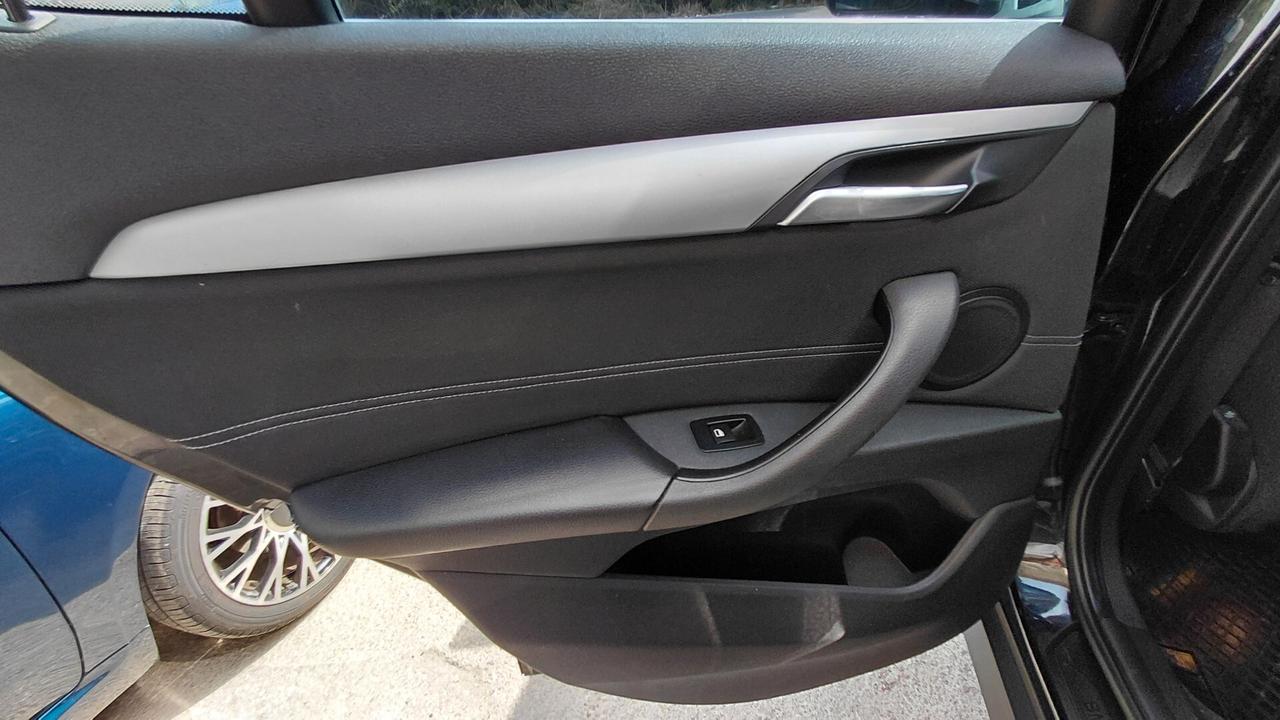 Bmw X1 sDrive18d xLine Tetto Apribile Autom