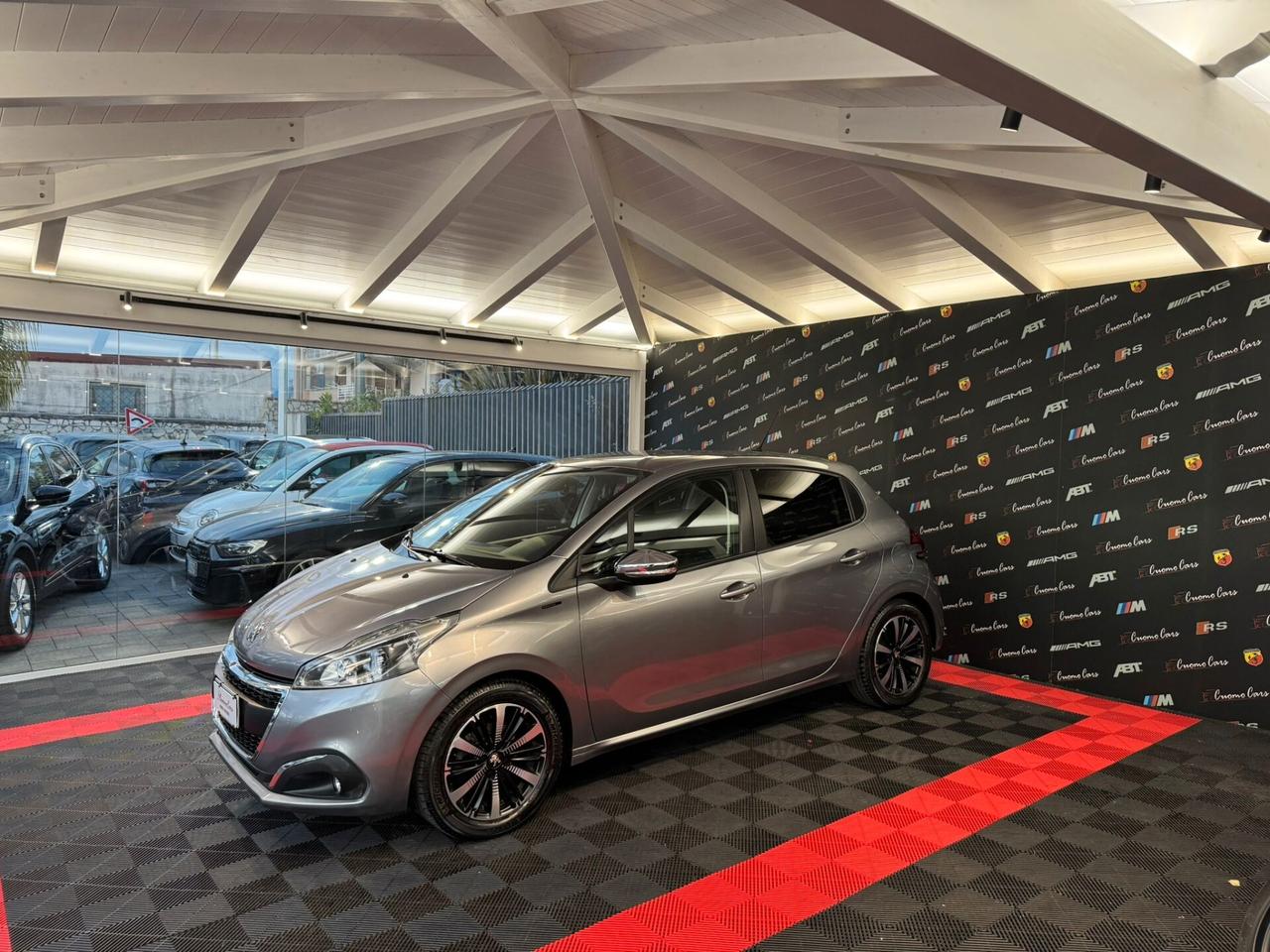 Peugeot 208 PureTech Stop&Start 5 porte Signature