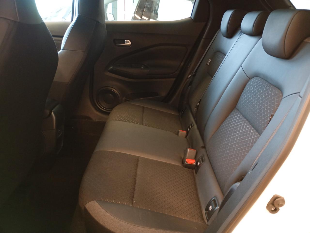 Nissan Juke 1.0 DIG-T 114 CV N-Connecta