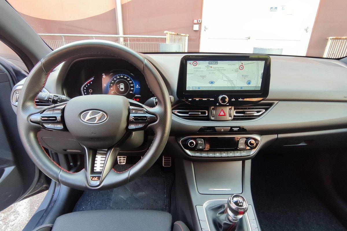 HYUNDAI i30 Fastback 1.5 T-GDI iMT 48V N-Line