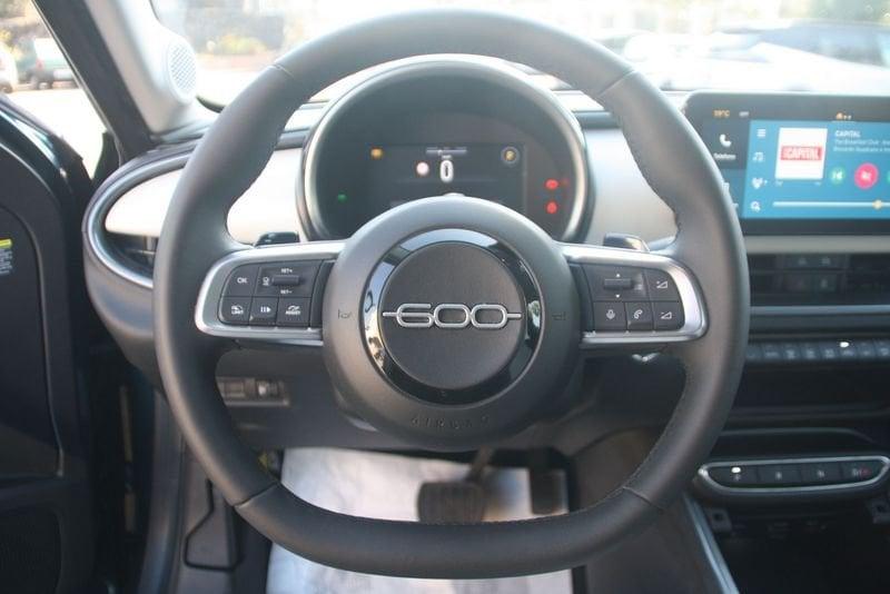 FIAT 600 1.2 Hybrid 110cv La Prima