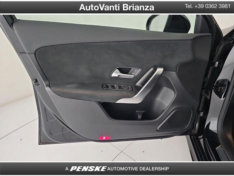 Mercedes-Benz Classe A A 200 Night Edition