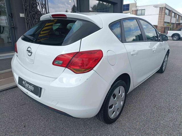 OPEL Astra 1.4 100CV 5 porte Cosmo