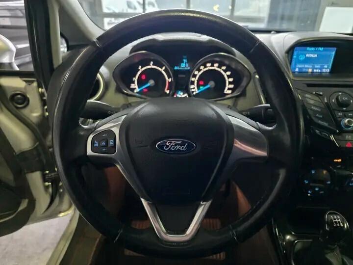 Ford Fiesta 5p 1.5 tdci Titanium 75cv ok neopatentati