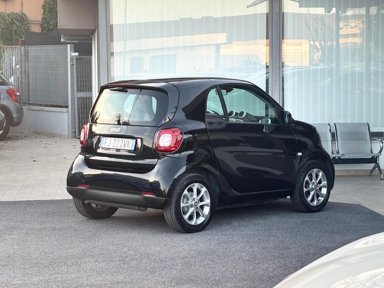 Smart ForTwo 1.0 Benzina 70CV E6 Automatica - 2015