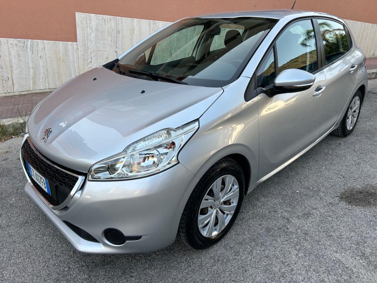 Peugeot 208 1.4 HDi ideale per neo patentati