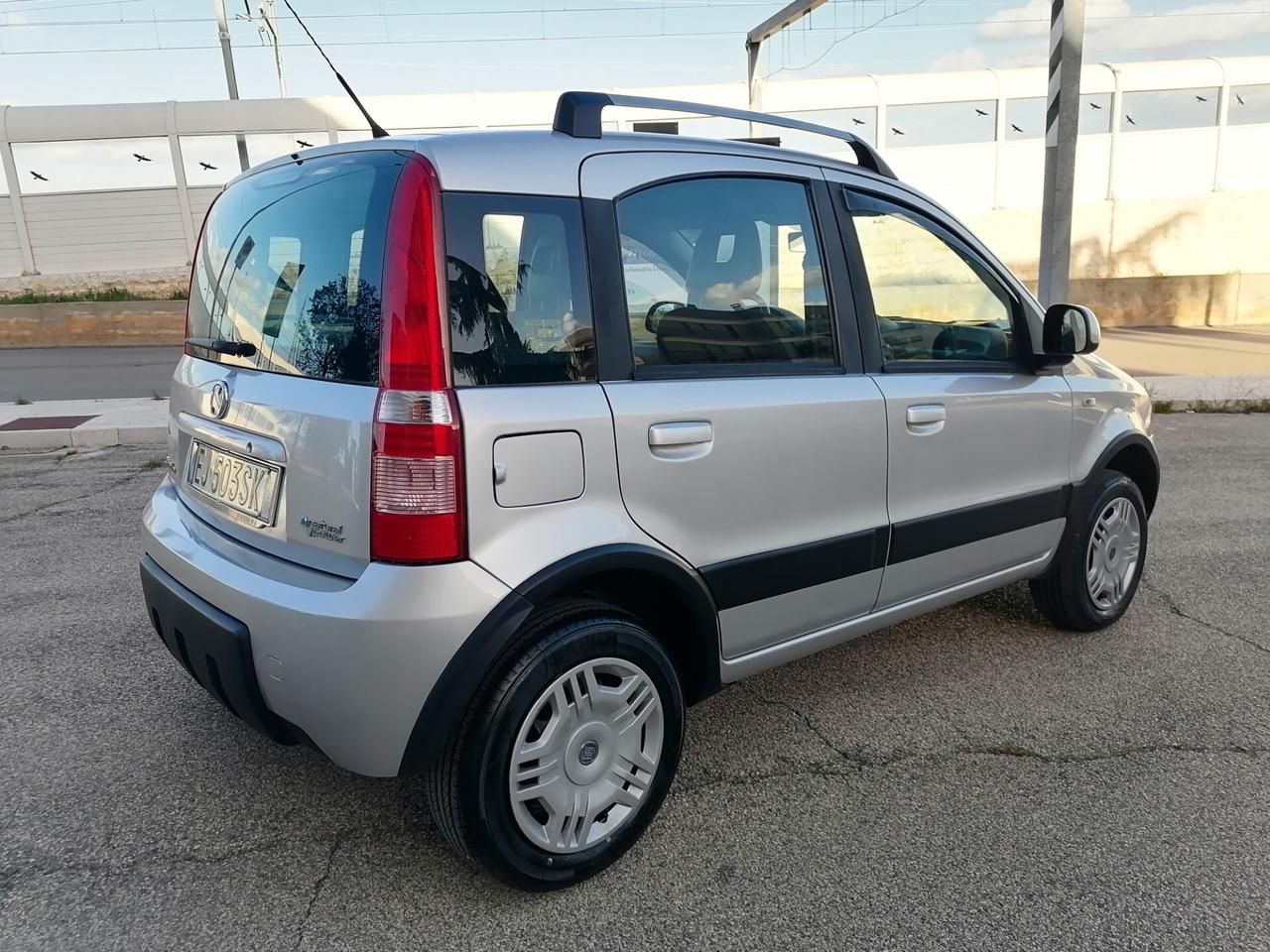 Fiat Panda 1.4 BENZ/METANO *128.000KM* 2011