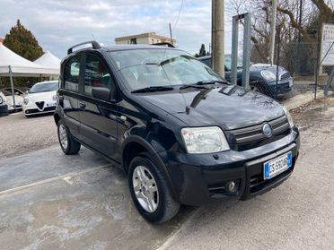 Fiat Panda 1.2 4x4 Climbing (GANCIO TRAINO)