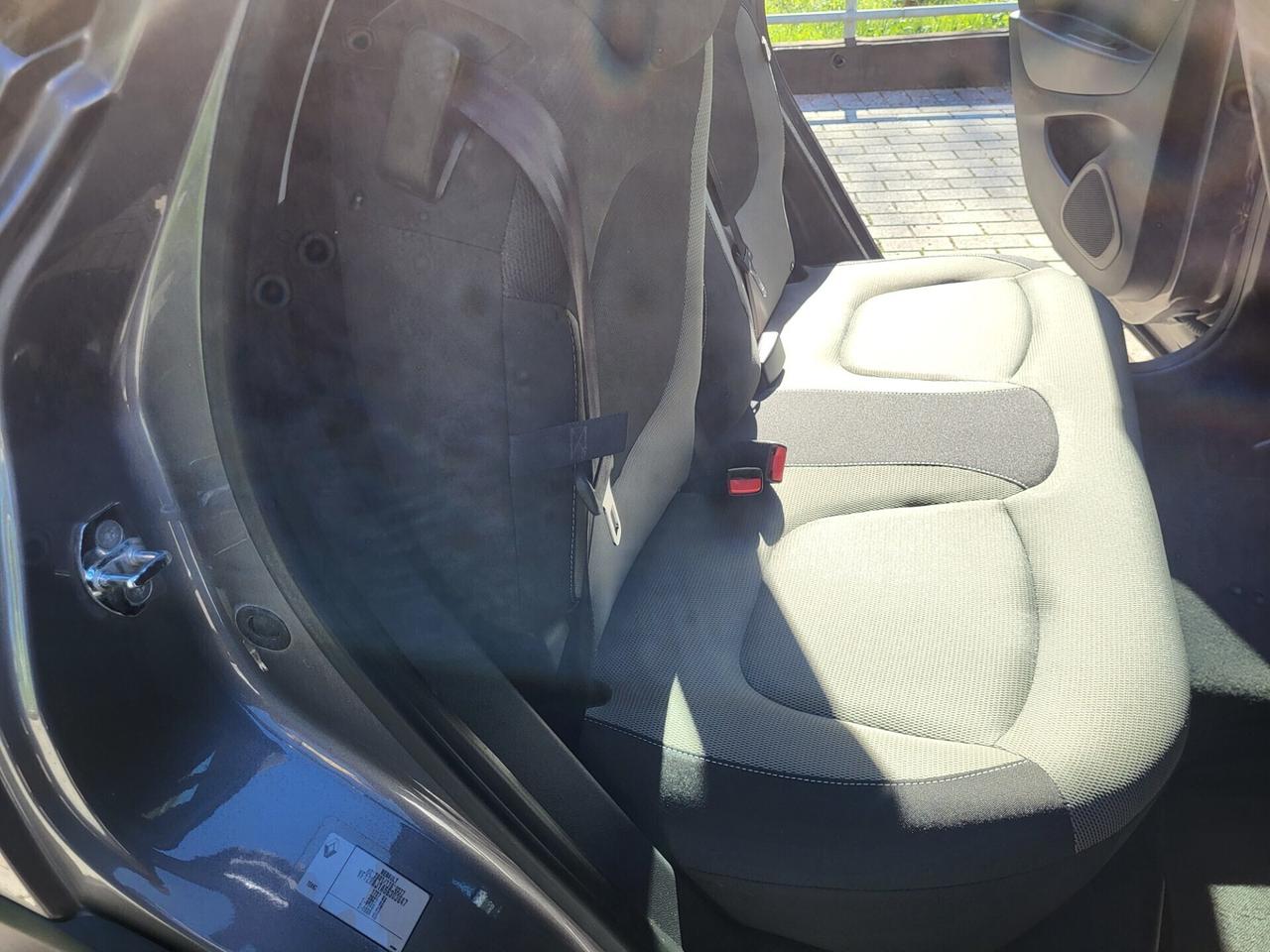 RENAULT CAPTUR 1,5 dCi-NAVI-CINTA DISTRIBU-EURO 6B
