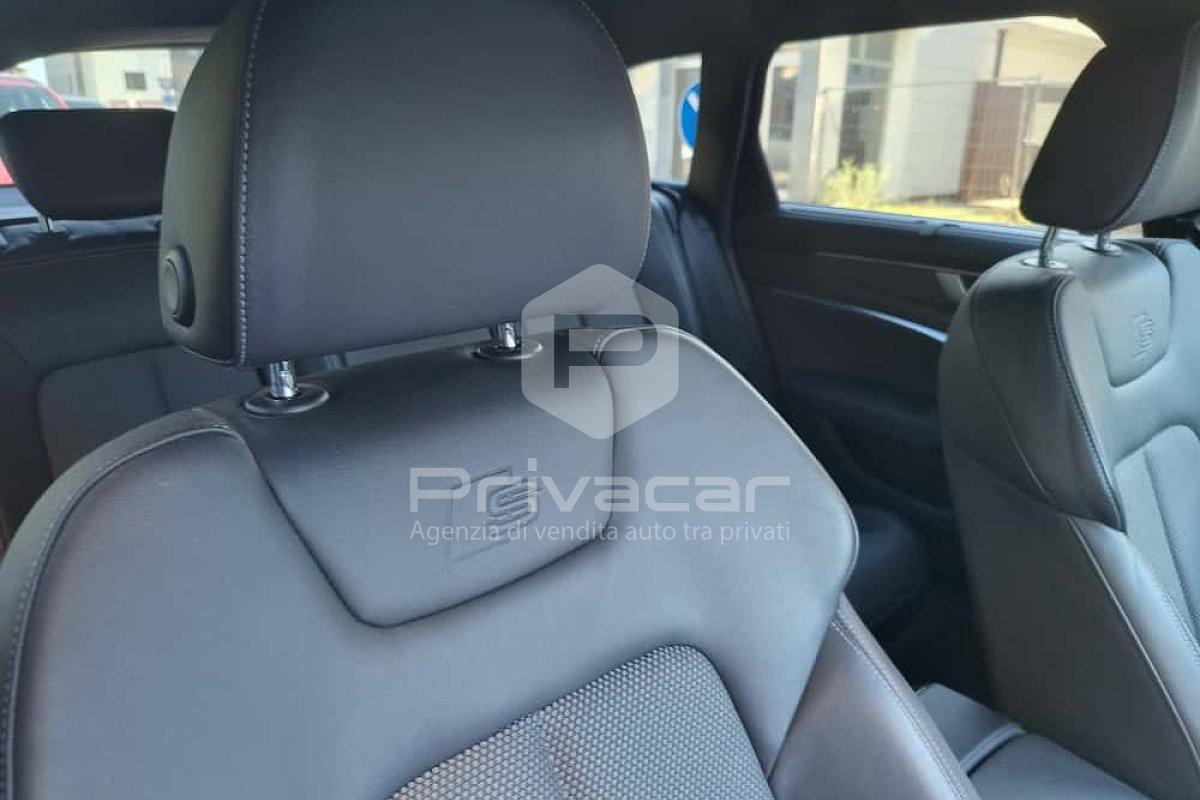 AUDI A6 Avant 45 2.0 TFSI quattro ultra S tronic Business Sport