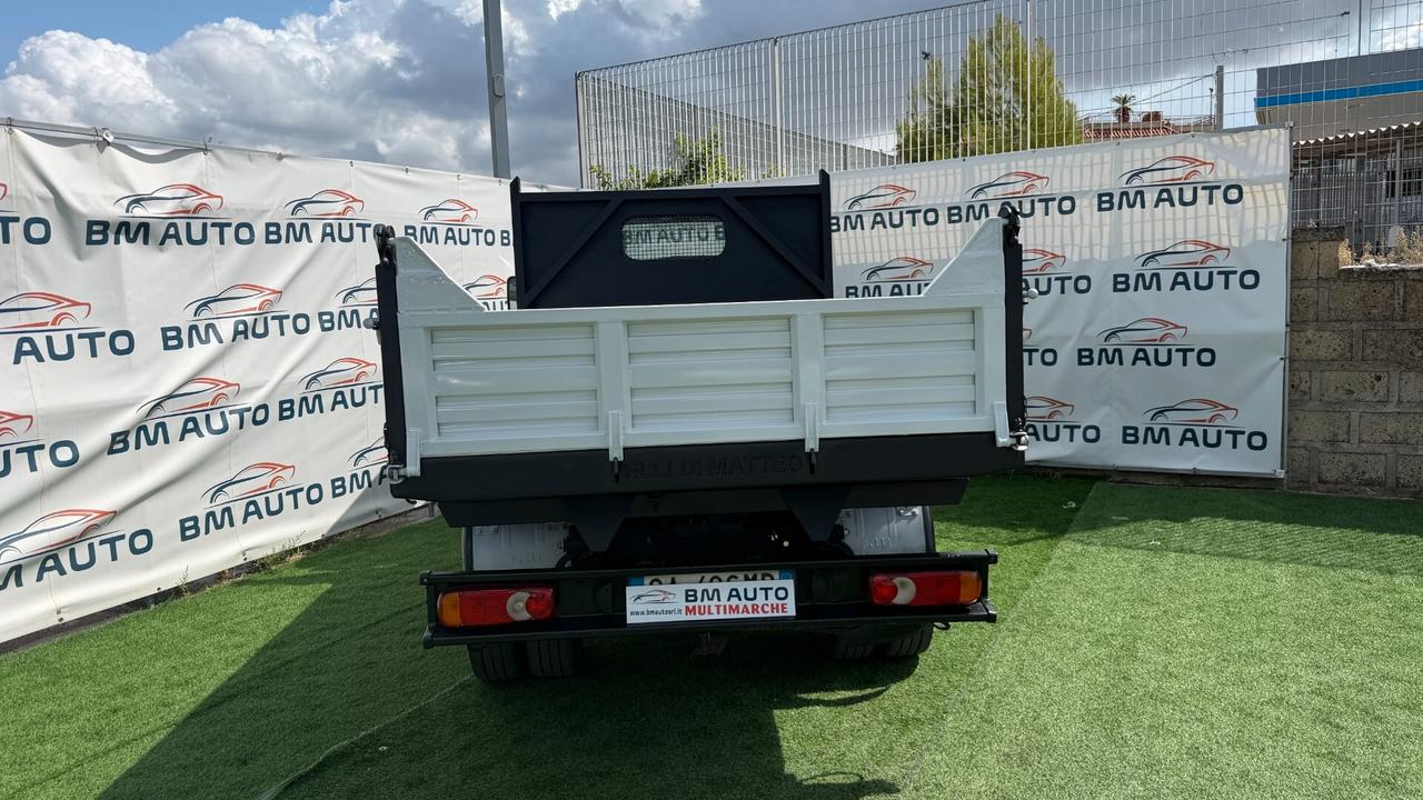 Nissan Cabstar 120.35 3.0 RIBALTABILE TRILATERALE