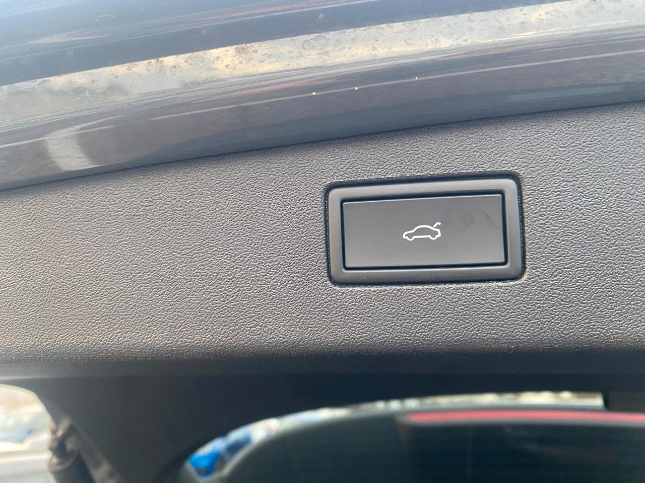 VOLKSWAGEN Tiguan 2.0 TDi 150cv DsG EDITION Plus