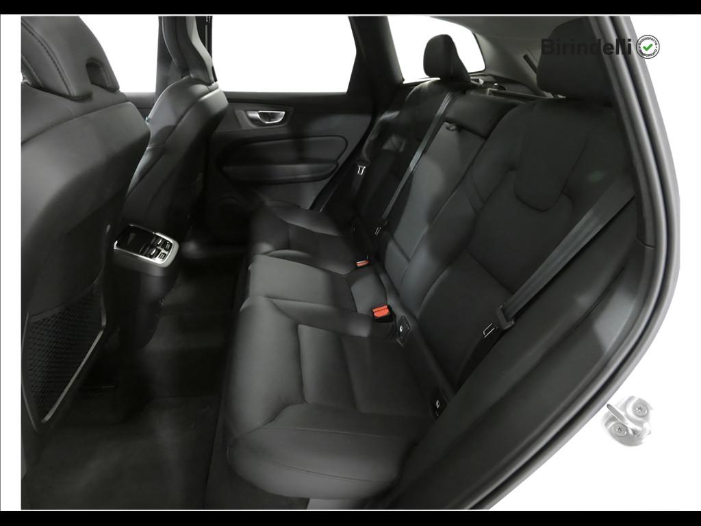 VOLVO XC60 (2017-->) - XC60 B4 (d) AWD automatico Ultimate Dark