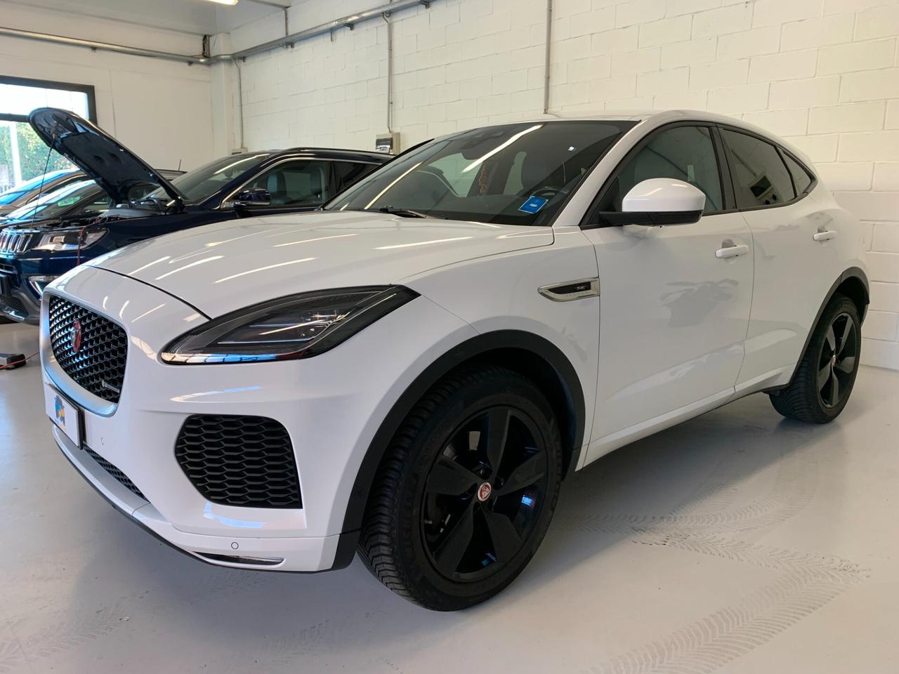 Jaguar E-Pace 2.0D 180 CV AWD aut. R-Dynamic
