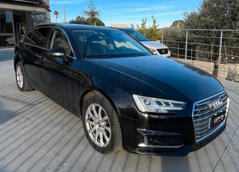 Audi A4 Avant 40 g-tron S tronic Design