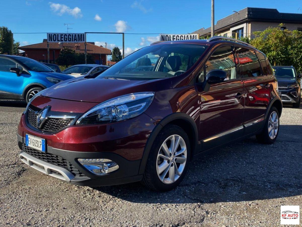 RENAULT - Scénic X-Mod Cross 1.5 dci